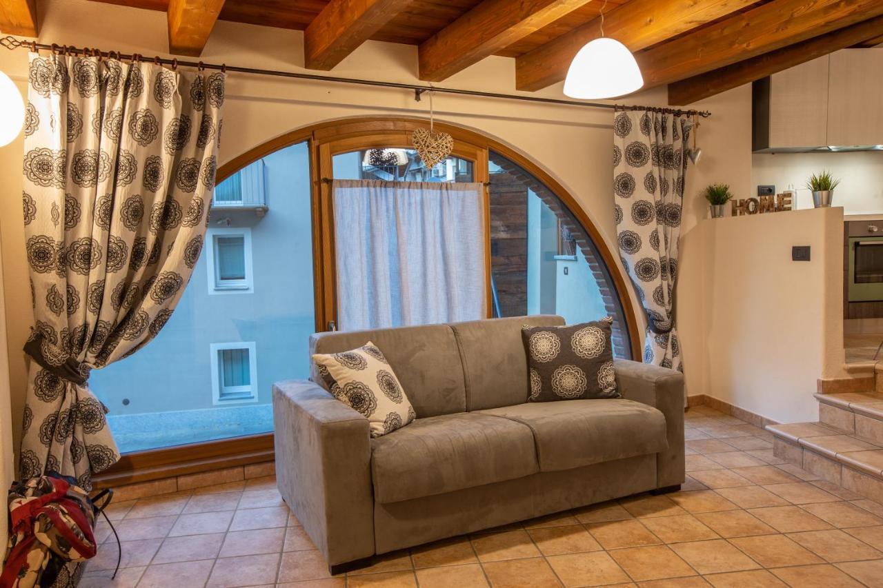 L'Atelier Du Temps - Les Greniers Appartements Aosta Zewnętrze zdjęcie