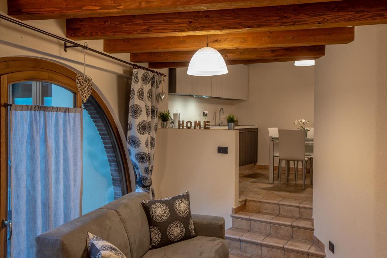 L'Atelier Du Temps - Les Greniers Appartements Aosta Zewnętrze zdjęcie